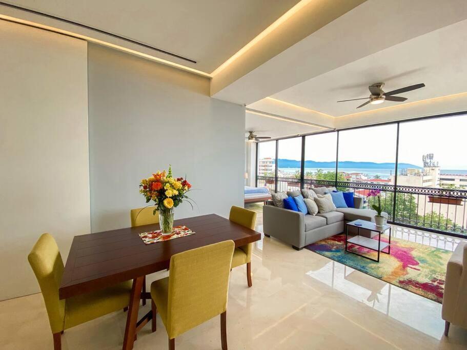 Luxury Oceanview Modern Condo Puerto Vallarta Buitenkant foto