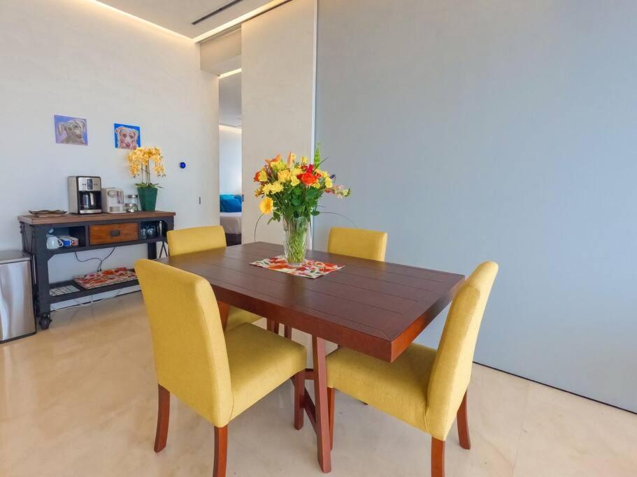 Luxury Oceanview Modern Condo Puerto Vallarta Buitenkant foto