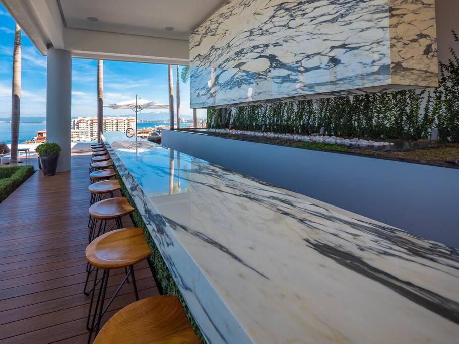 Luxury Oceanview Modern Condo Puerto Vallarta Buitenkant foto